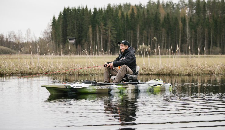Rentals Finland Rock and lake